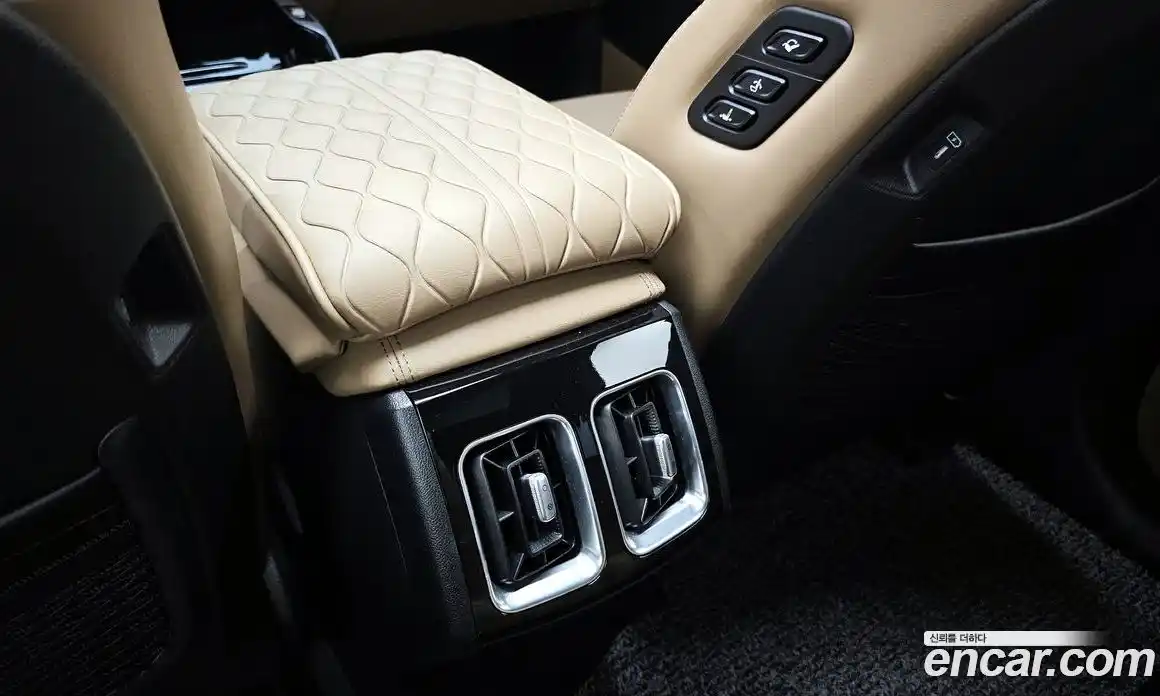 Kia Sorento 2024 1.6 автомат (гидро), фото 32