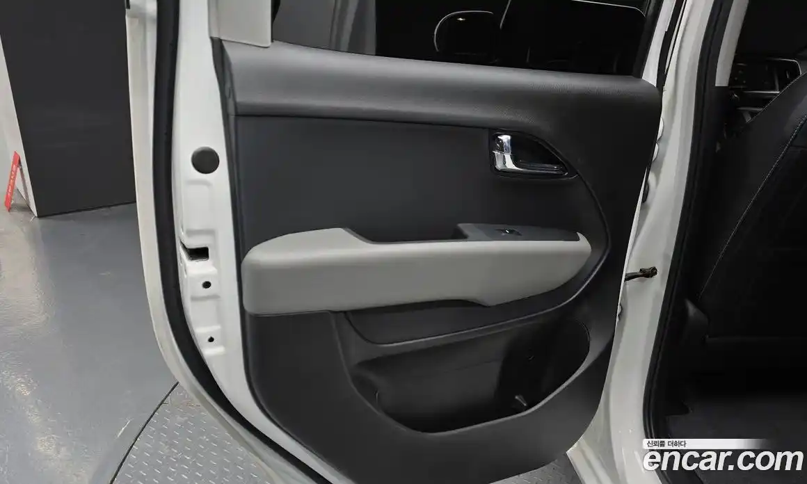 Kia Ray 2021 1.0 автомат (гидро), фото 14