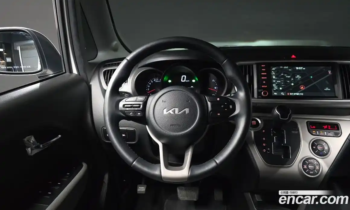 Kia Ray 2021 1.0 автомат (гидро), фото 17