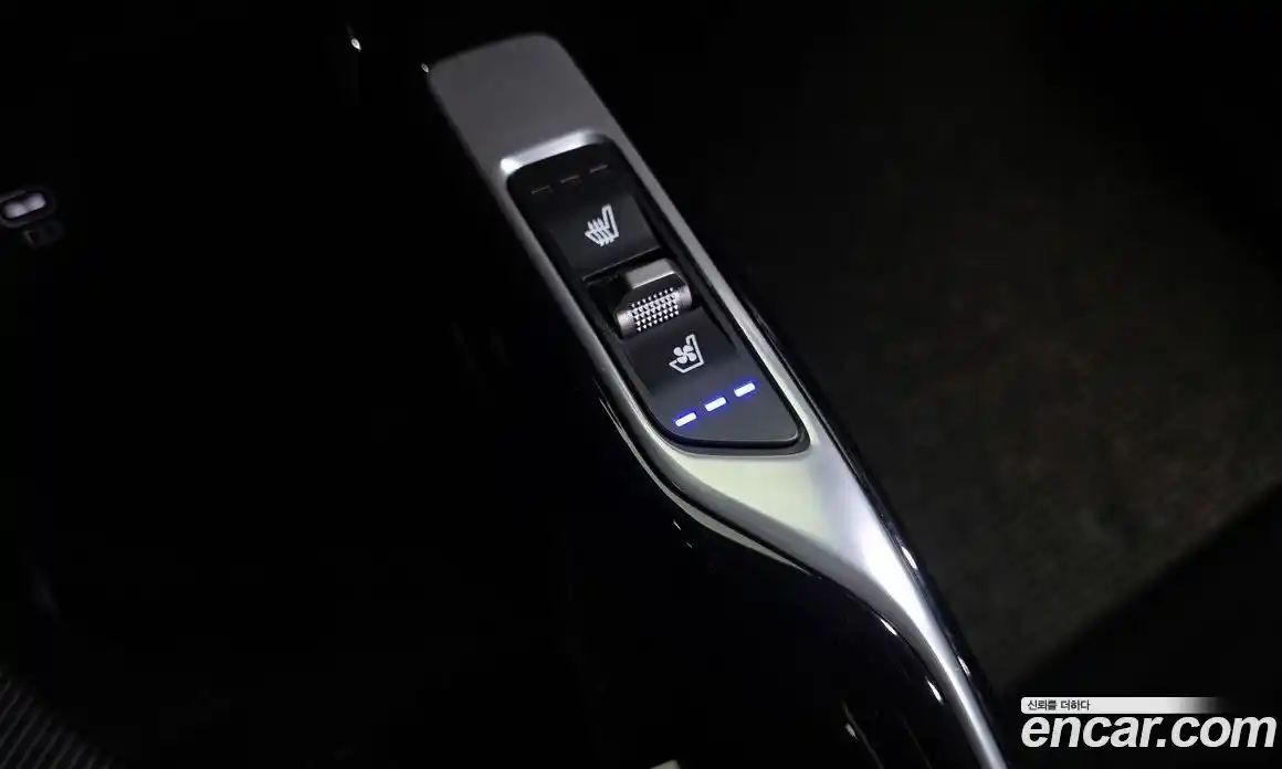 Kia Sorento 2024 2.5 автомат (гидро), фото 19