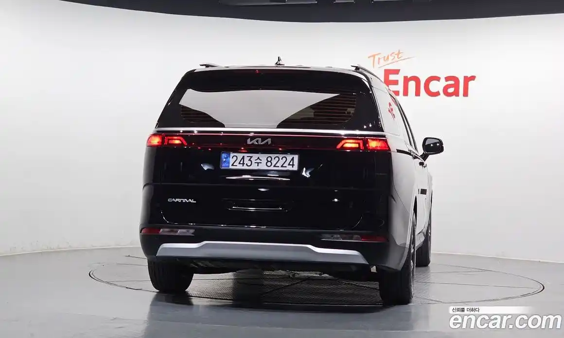 Kia Carnival 2022 2.2 автомат (гидро), фото 4