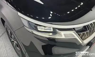Kia Carnival 2022 2.2 автомат (гидро), миниатюра 8