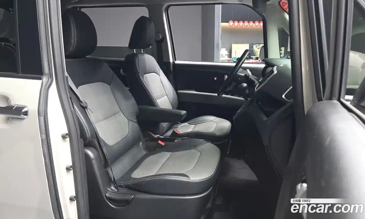 Kia Ray 2021 1.0 автомат (гидро), фото 17