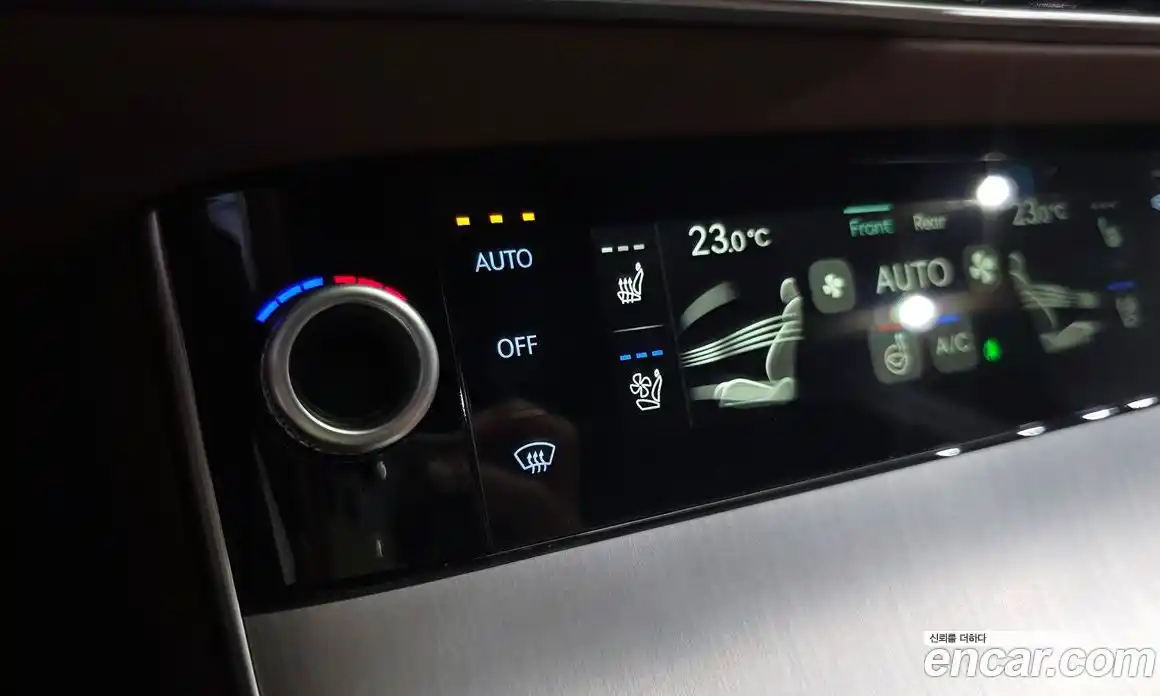 Genesis GV70 2025 2.5 автомат (гидро), фото 23