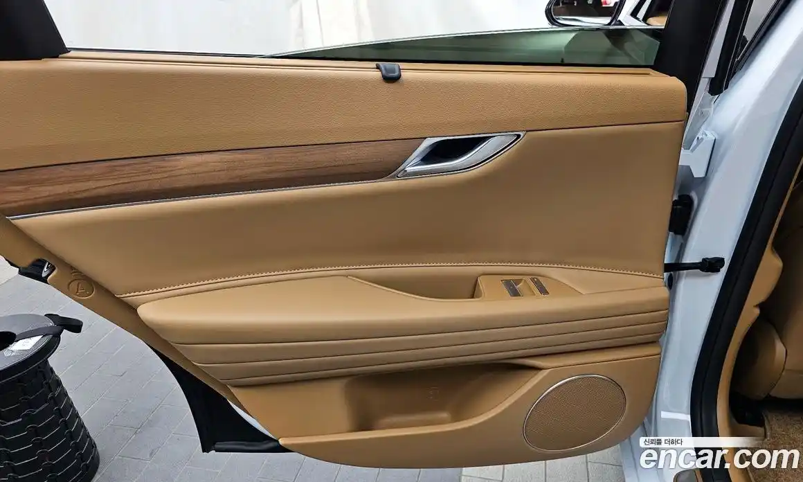 Genesis G80 2024 2.5 автомат (гидро), фото 15