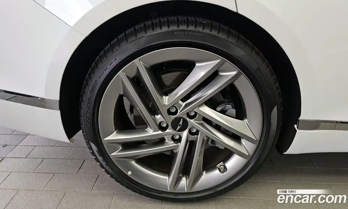 Genesis G80 2024 2.5 автомат (гидро), фото 5
