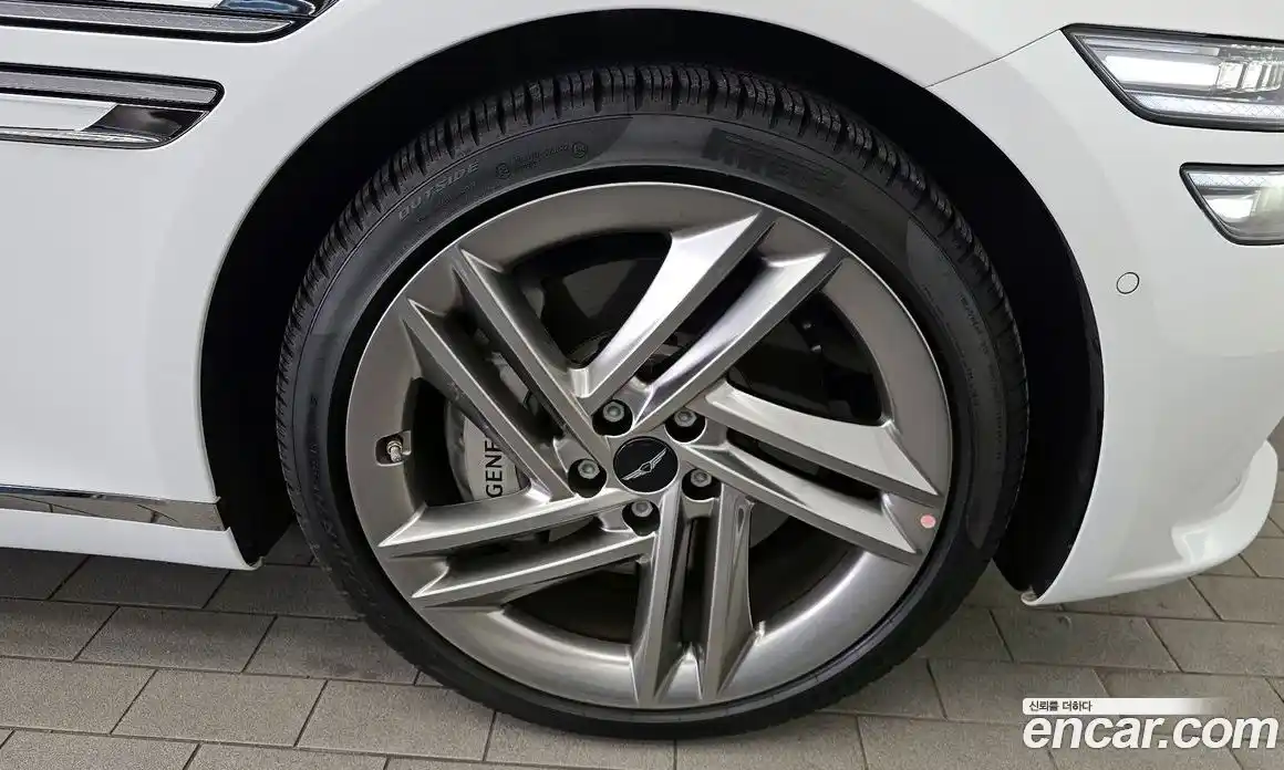 Genesis G80 2024 2.5 автомат (гидро), фото 7