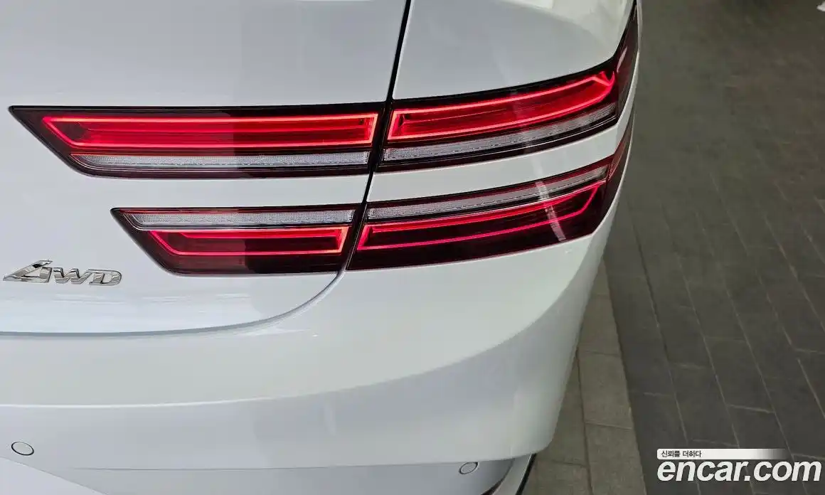 Genesis G80 2024 2.5 автомат (гидро), фото 9