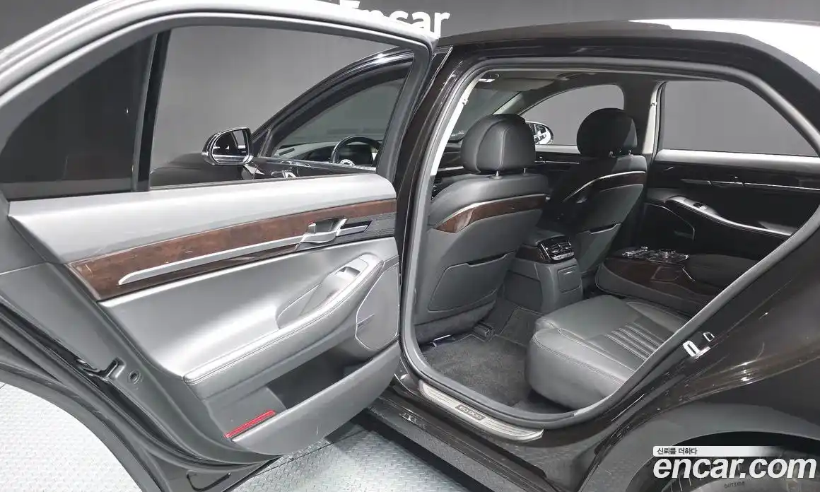 Genesis EQ900 2018 3.8 автомат (гидро), фото 16