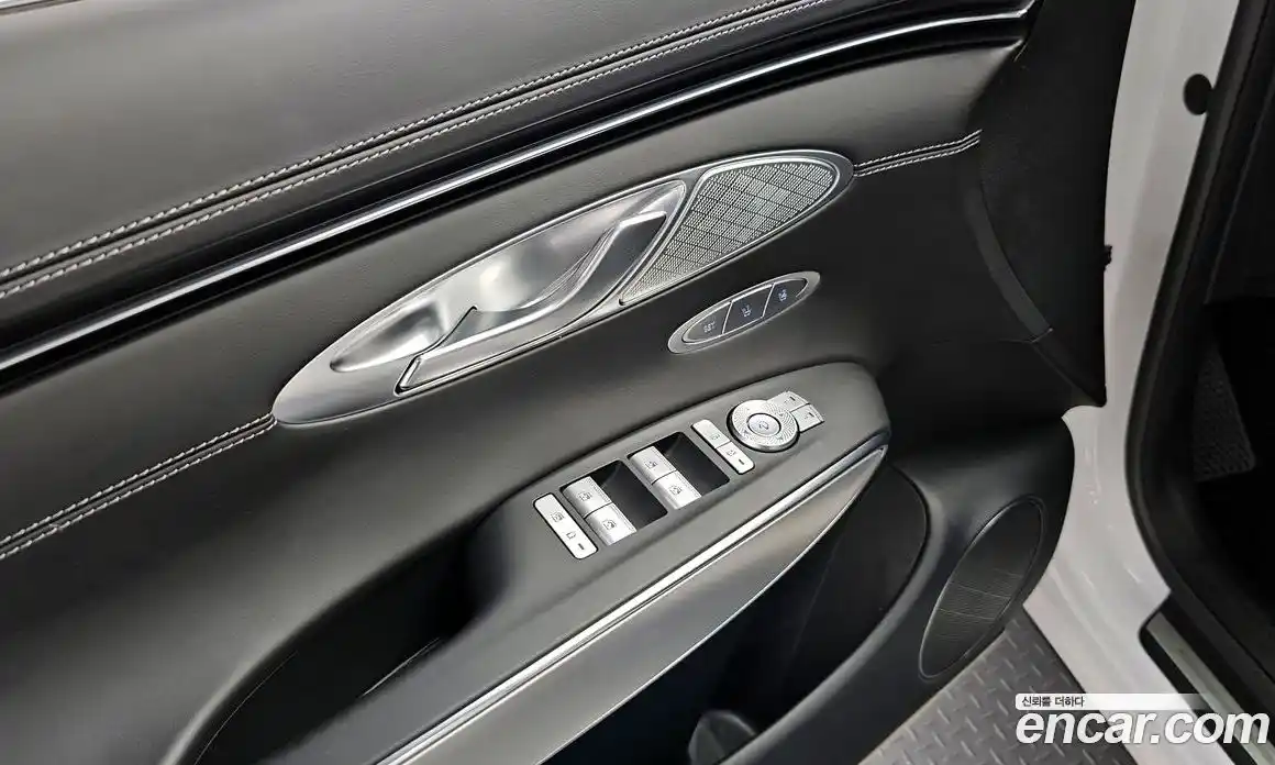Genesis GV70 2021 2.5 автомат (гидро), фото 18