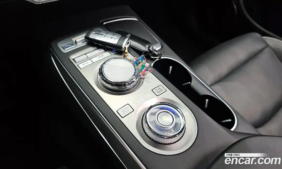 Genesis GV70 2021 2.5 автомат (гидро), фото 9
