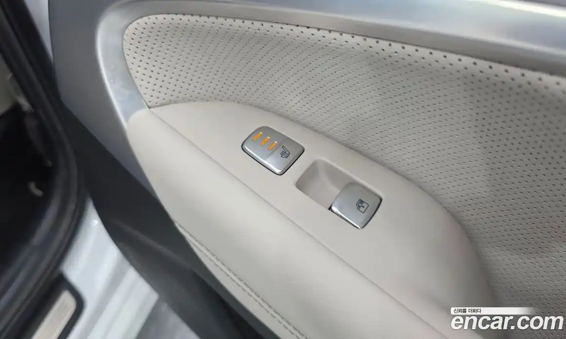 Genesis G70 2022 2.0 автомат (гидро), фото 19