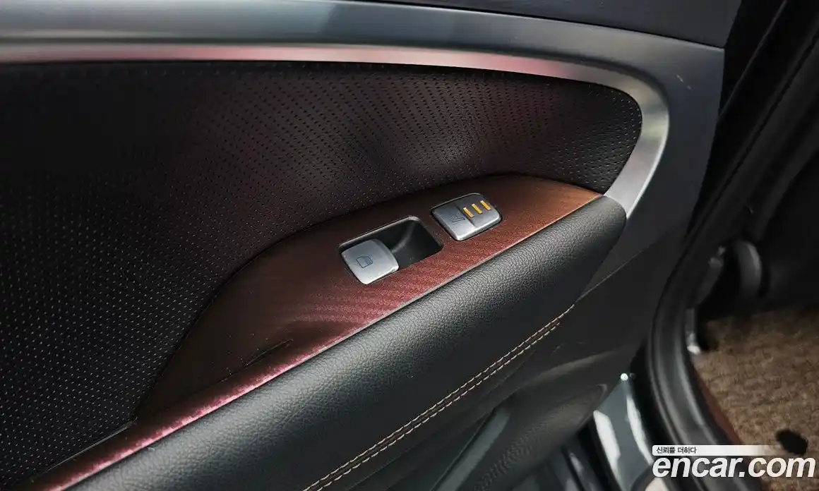 Genesis G70 2019 2.0 автомат (гидро), фото 24