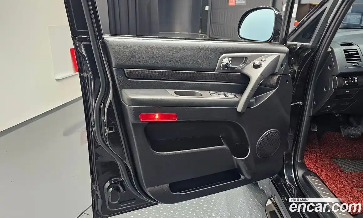 SsangYong Korando 2017 2.2 автомат (гидро), фото 13