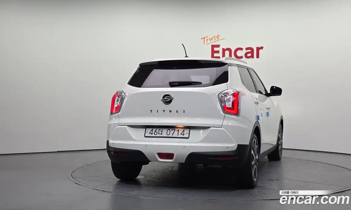 SsangYong TIBOLI 2015 1.6 автомат (гидро), фото 4