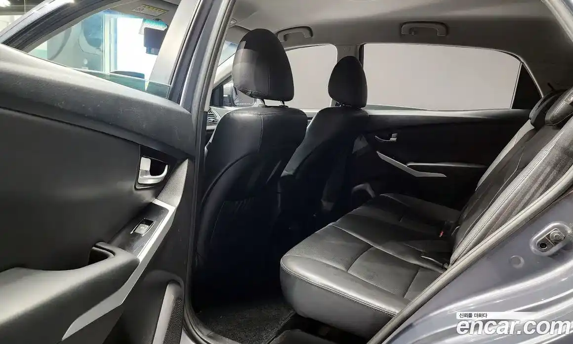 SsangYong Korando 2016 2.2 автомат (гидро), фото 12