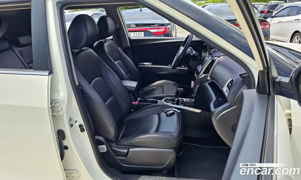 SsangYong TIBOLI 2015 1.6 автомат (гидро), фото 16