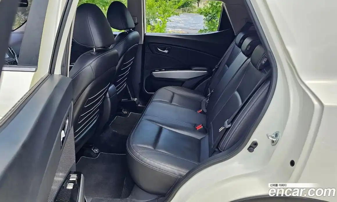 SsangYong TIBOLI 2015 1.6 автомат (гидро), фото 18