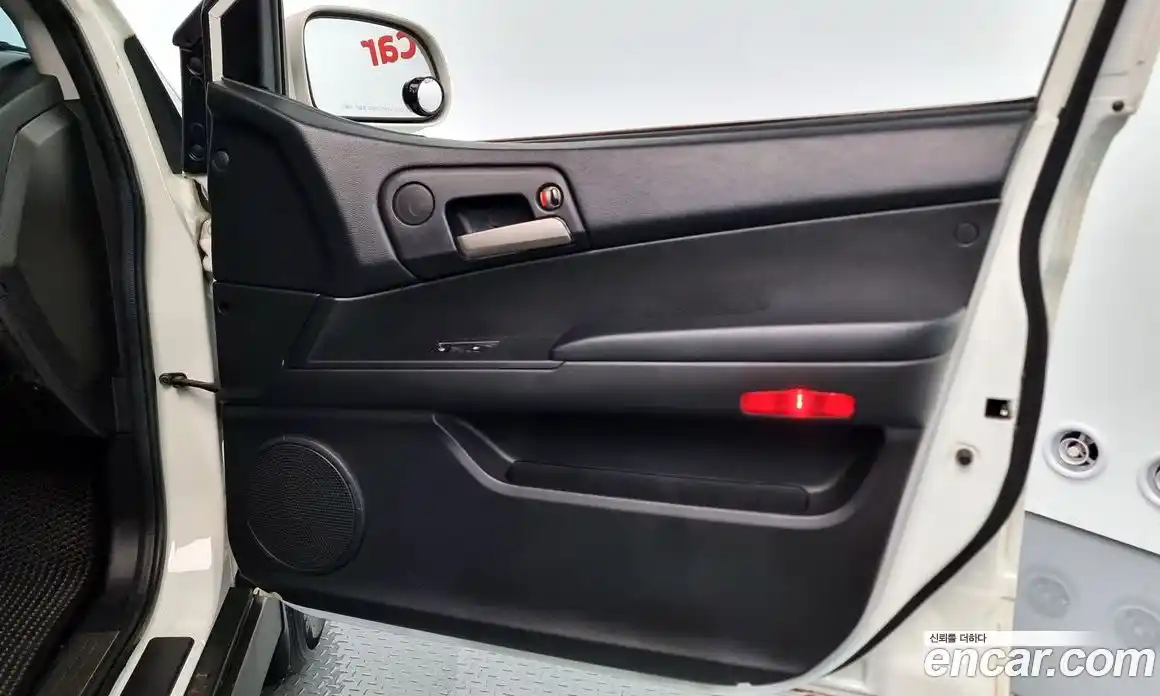 SsangYong Korando 2016 2.2 автомат (гидро), фото 16