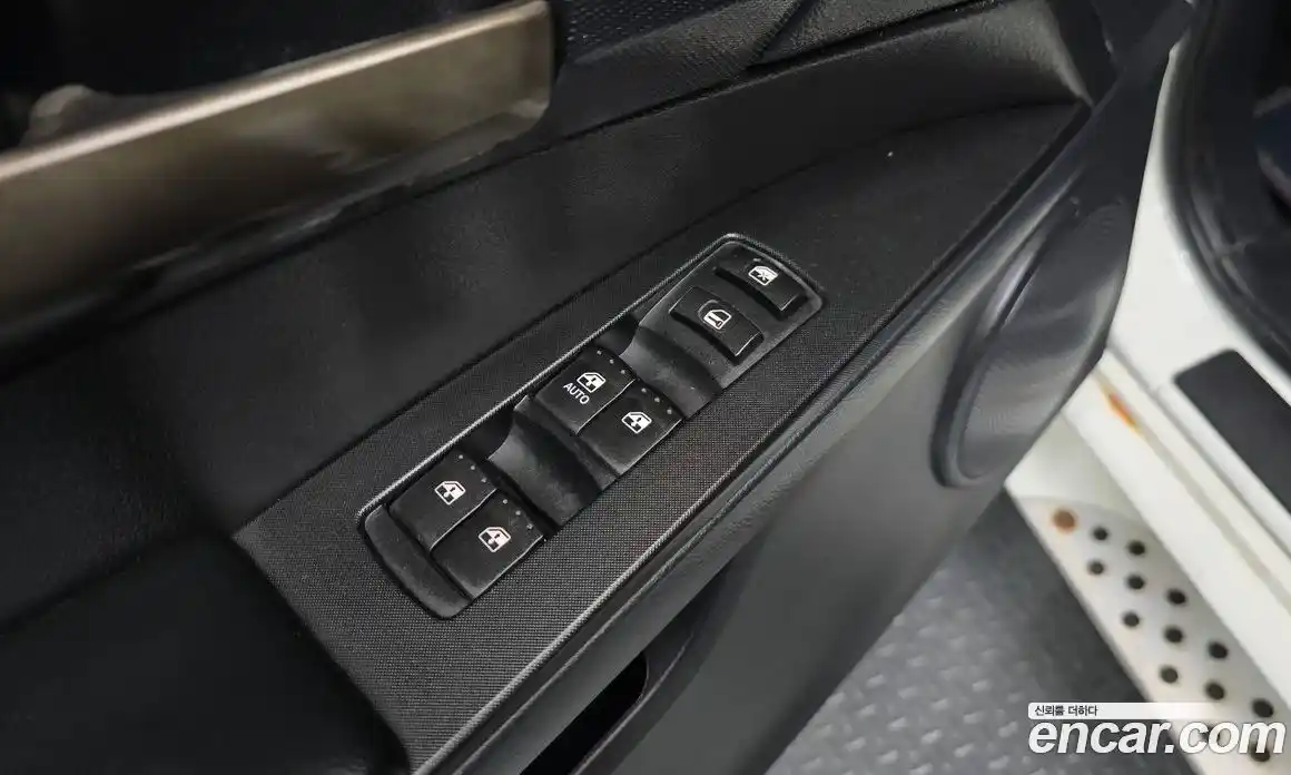 SsangYong Korando 2014 2.0 автомат (гидро), фото 15