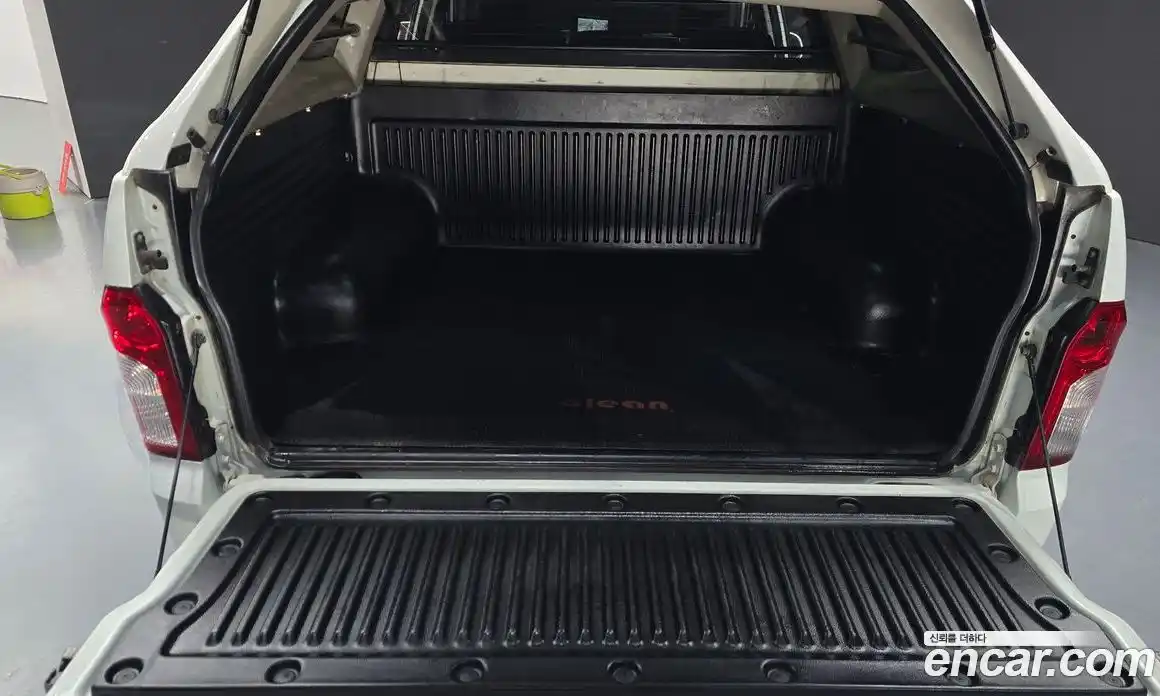 SsangYong Korando 2014 2.0 автомат (гидро), фото 20
