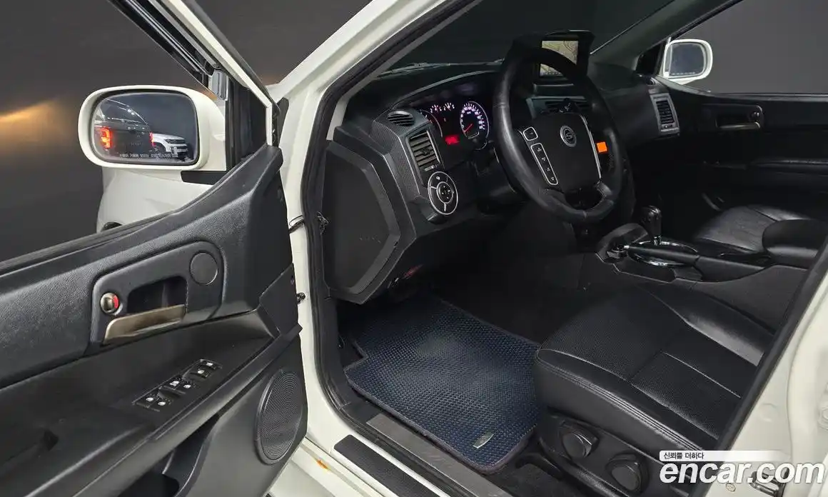 SsangYong Korando 2014 2.0 автомат (гидро), фото 10
