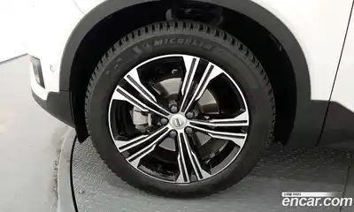 Volvo XC40 2020 2.0 автомат (гидро), миниатюра 5