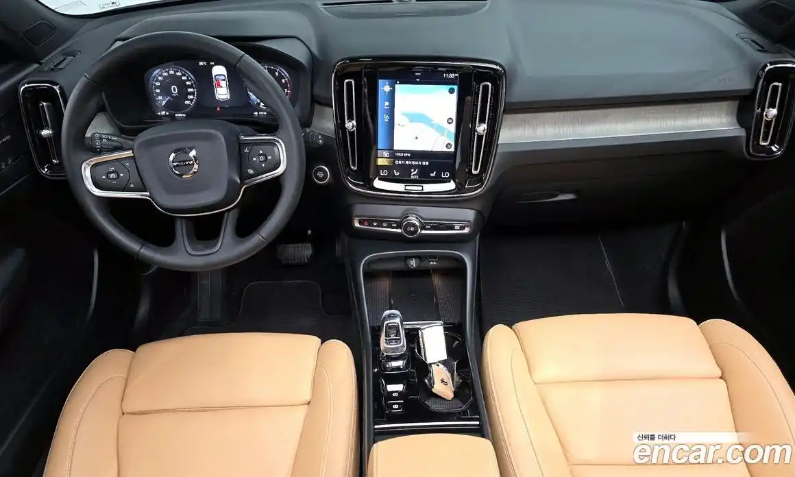 Volvo XC40 2020 2.0 автомат (гидро), фото 7