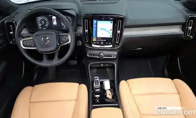 Volvo XC40 2020 2.0 автомат (гидро), миниатюра 7