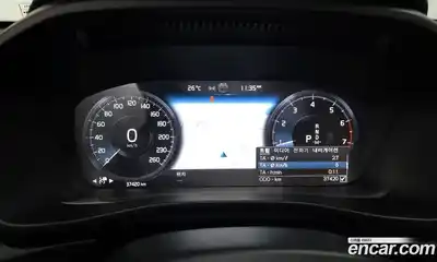 Volvo XC40 2020 2.0 автомат (гидро), миниатюра 8