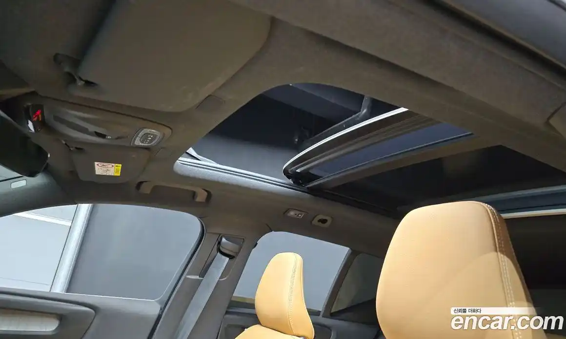 Volvo XC40 2022 2.0 автомат (гидро), фото 23