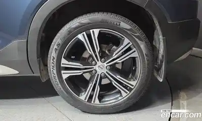 Volvo XC40 2022 2.0 автомат (гидро), миниатюра 7