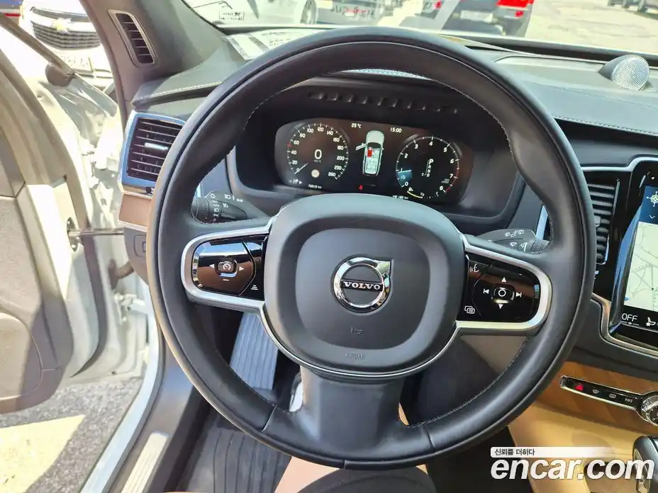 Volvo XC90 2019 2.0 автомат (гидро), фото 14