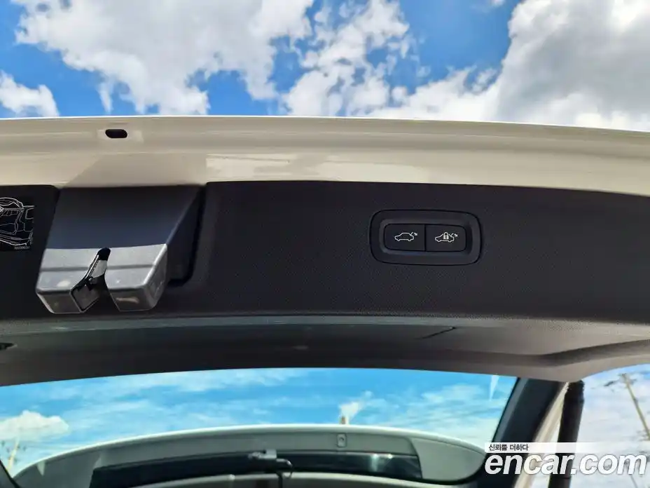 Volvo XC90 2019 2.0 автомат (гидро), фото 20
