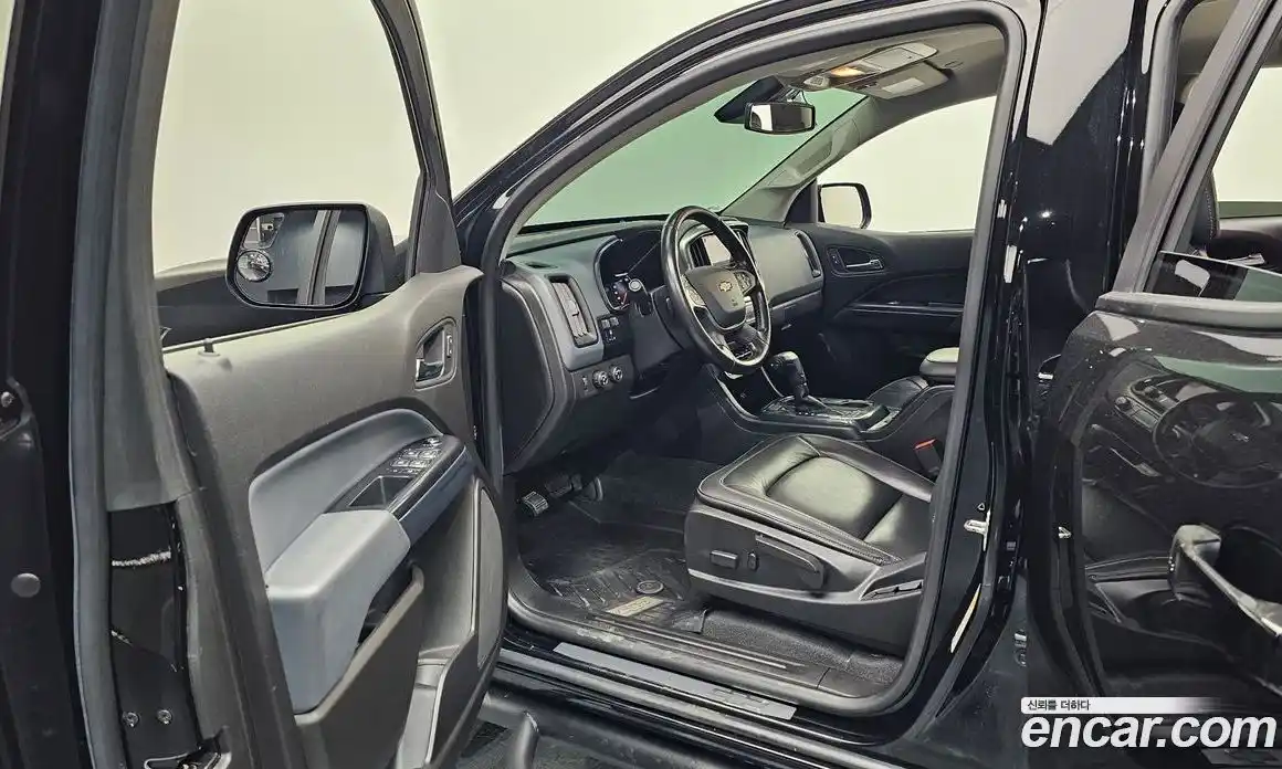Chevrolet Colorado 2020 3.6 автомат (гидро), фото 12