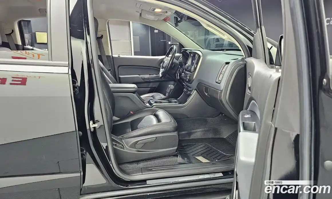 Chevrolet Colorado 2020 3.6 автомат (гидро), фото 15