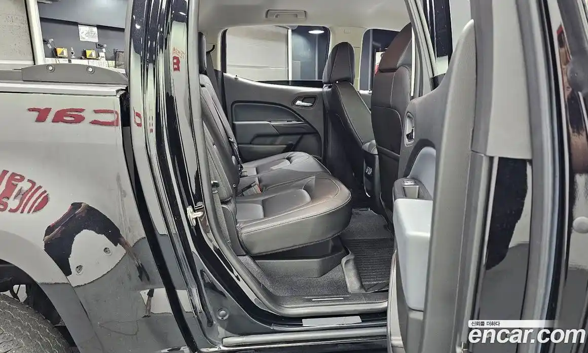 Chevrolet Colorado 2020 3.6 автомат (гидро), фото 17