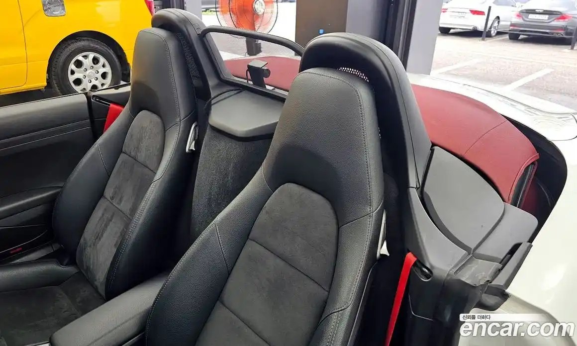 Porsche Boxster 2015 2.7 автомат (гидро), фото 12