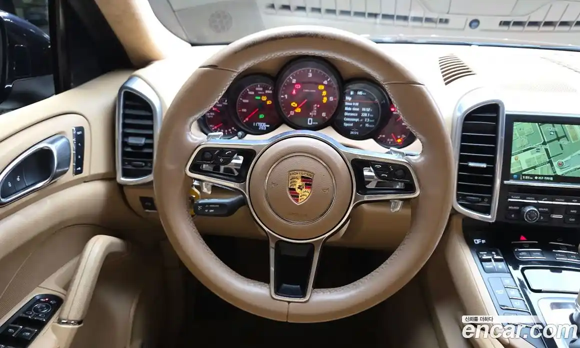 Porsche Cayenne 2015 3.0 автомат (гидро), фото 13 Porsche Cayenne 2015 3.0 автомат (гидро), фото 13