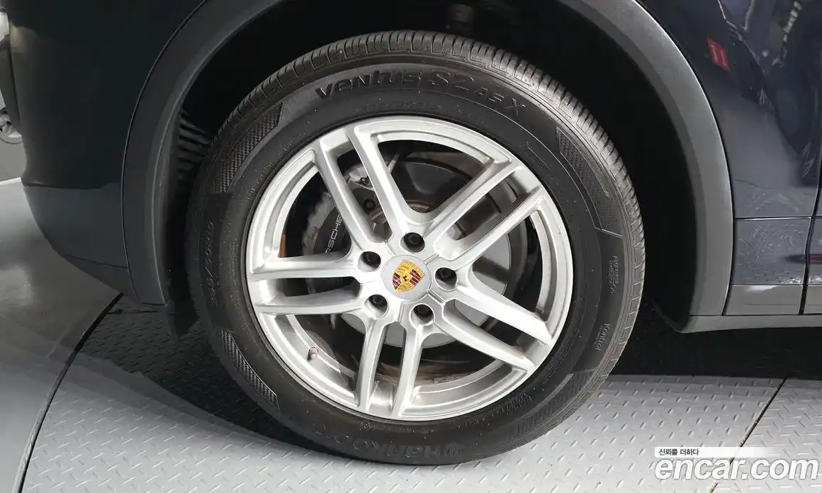 Porsche Cayenne 2015 3.0 автомат (гидро), фото 5 Porsche Cayenne 2015 3.0 автомат (гидро), фото 5