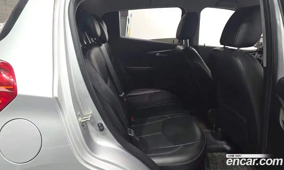 Chevrolet Spark 2016 1.0 автомат (гидро), фото 12