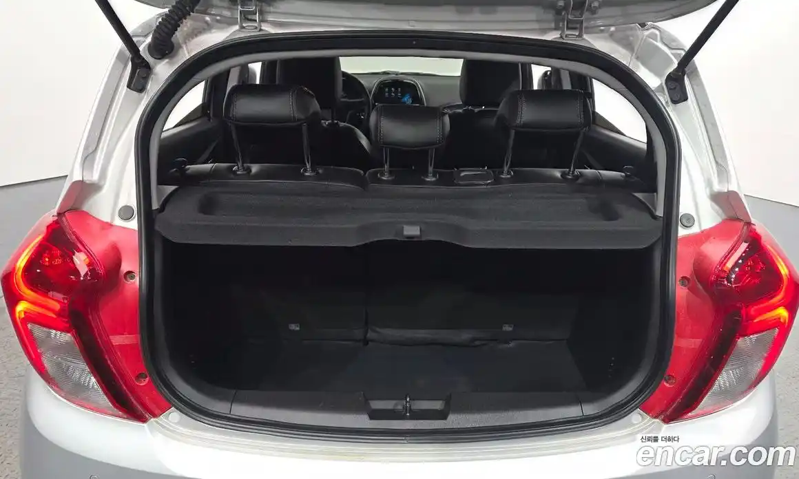 Chevrolet Spark 2016 1.0 автомат (гидро), фото 20