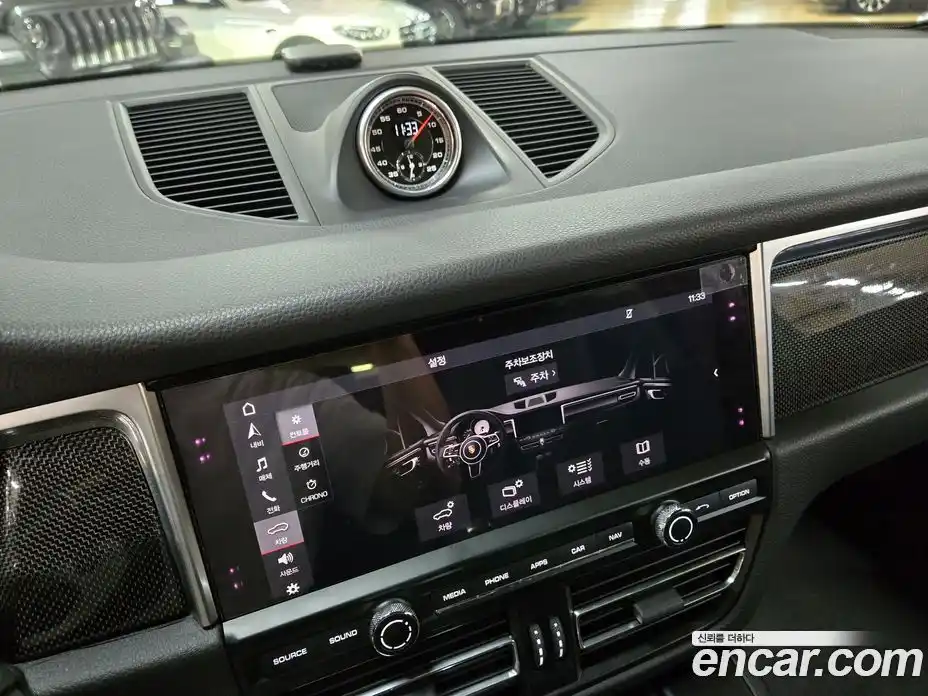 Porsche Macan 2019 2.0 автомат (гидро), фото 18