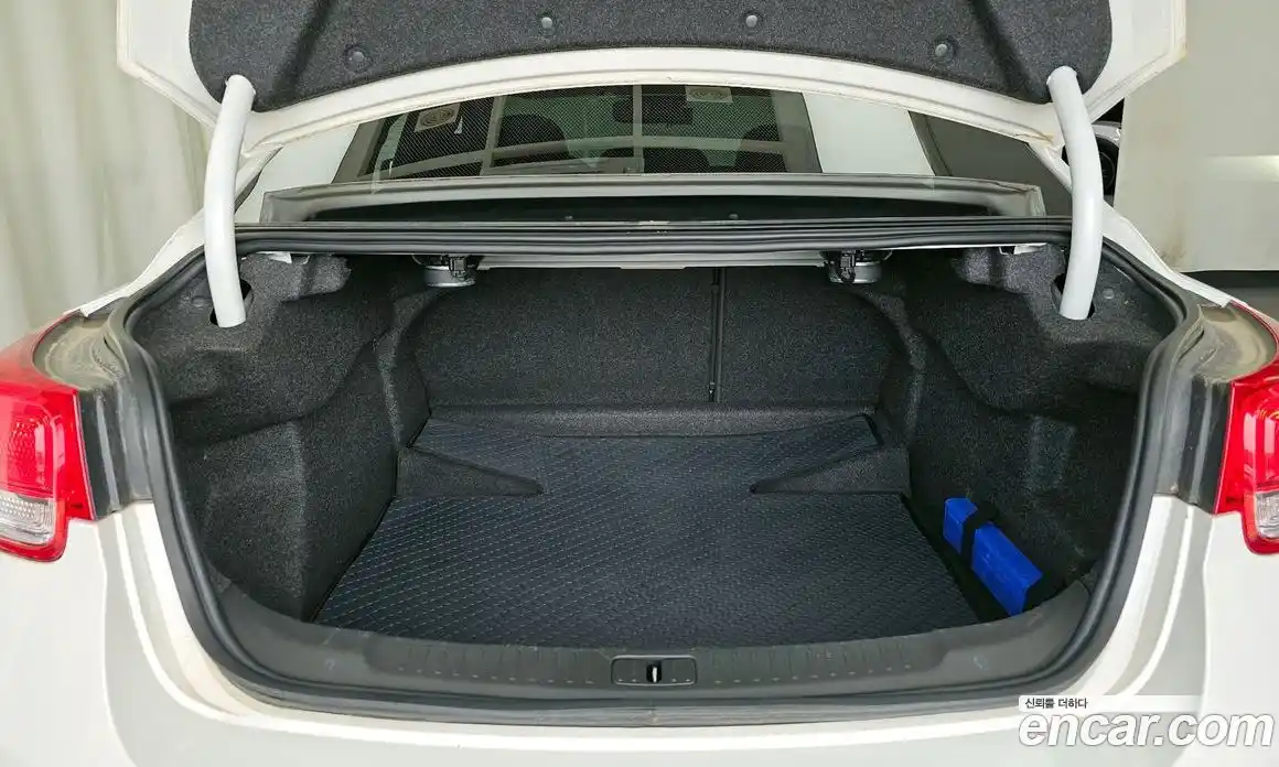 Chevrolet Malibu 2014 2.0 автомат (гидро), фото 26