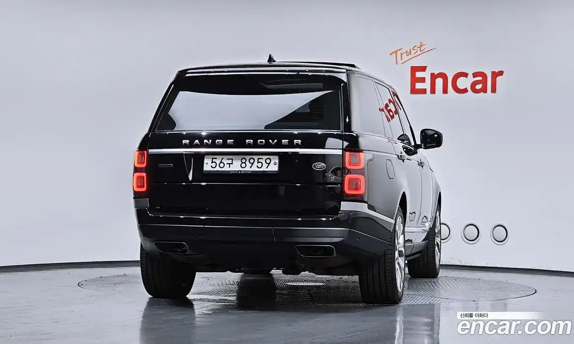 Land Rover Range Rover 2019 5.0 автомат (гидро), фото 4