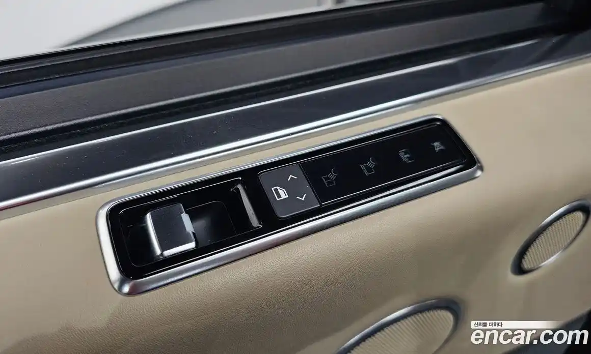 Land Rover Range Rover 2019 5.0 автомат (гидро), фото 43