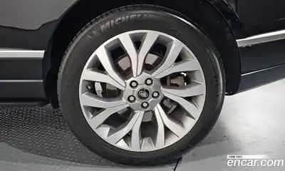 Land Rover Range Rover 2019 5.0 автомат (гидро), миниатюра 7