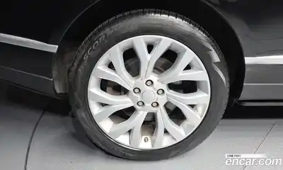 Land Rover Range Rover 2018 4.4 автомат (гидро), миниатюра 5