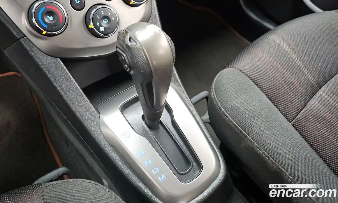 Chevrolet Aveo 2013 1.6 автомат (гидро), фото 12