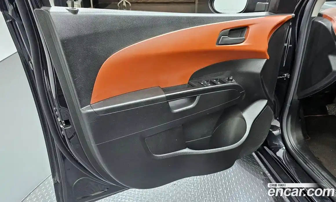 Chevrolet Aveo 2013 1.6 автомат (гидро), фото 14